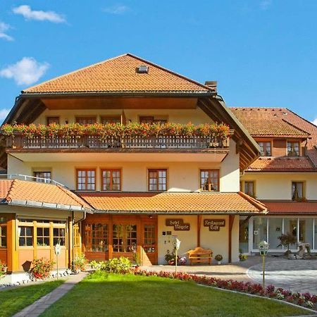 Wander- & Wellnesshotel Naegele Хёхеншванд Экстерьер фото